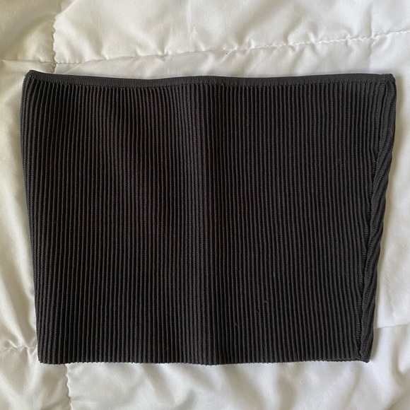 Aritzia Tops - ARITZIA | SCULPT KNIT CROPPED TUBE TOP